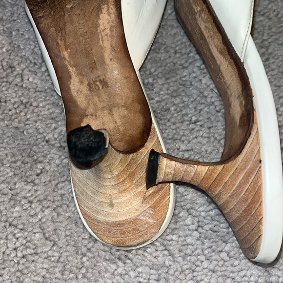 Manolo Blahnik white kitten heel slides - Picture 8 of 8